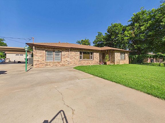 3rd image of 1029 Sunset Ln