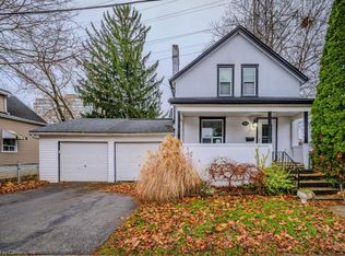 574 Clark Ave, Burlington, ON L7S1N8