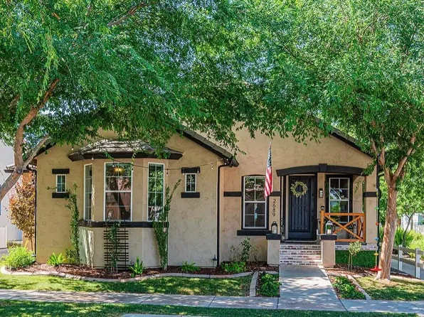 2689 E TAMARISK Street, Gilbert, AZ 85296