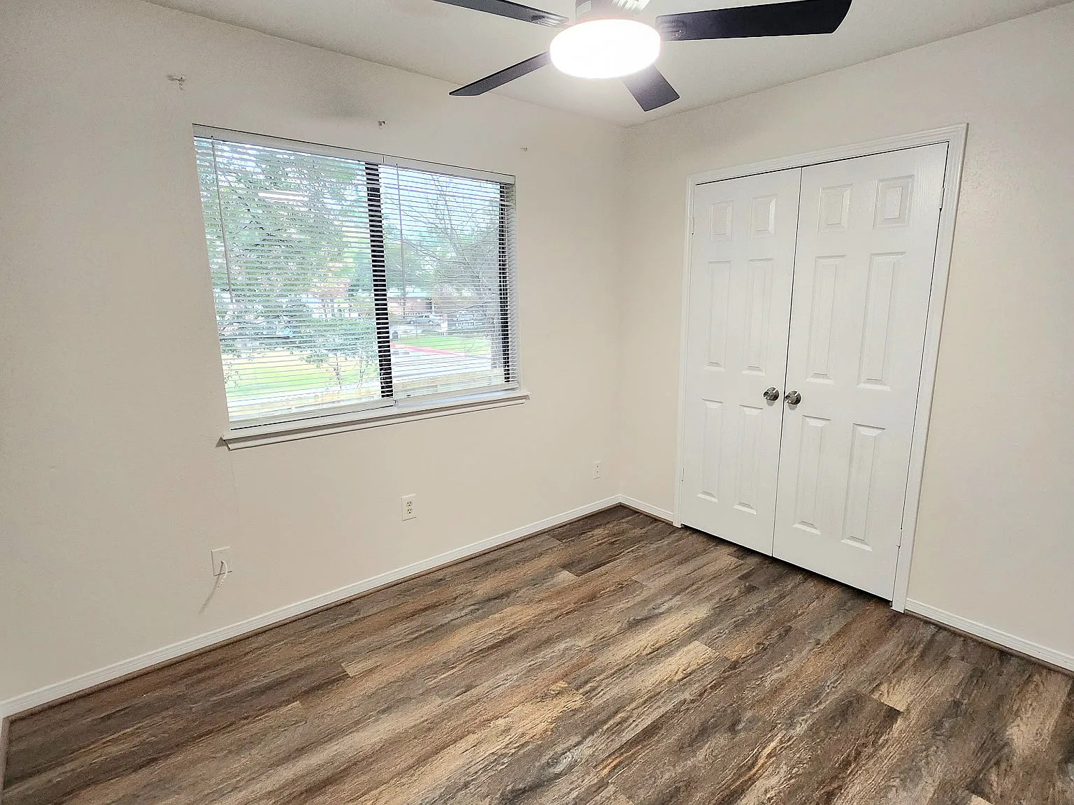 10045 Emerald Creek Drive - 1 — Photo 2