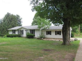 56081 Moorlag Rd, Marcellus, MI 49067