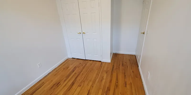 Rented by Premier One Realty LLC | media 7