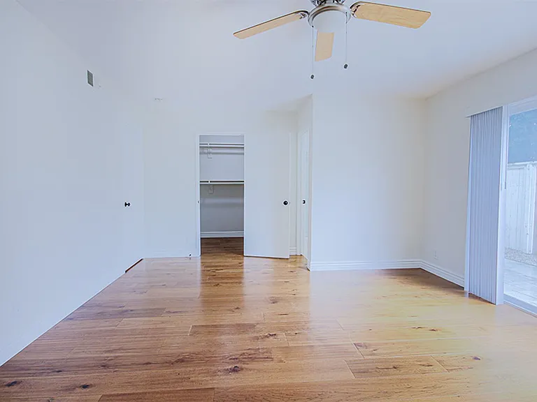 121 Lisa Ln — Photo 13