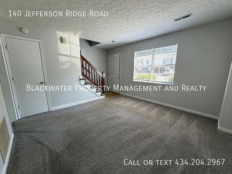 140 Jefferson Ridge Rd — Photo 3