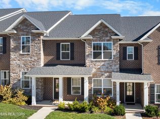 240 Broadberry Ave, Oak Ridge, TN 37830