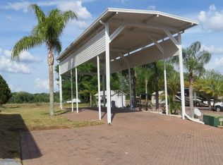 2247 Saint George Dr, Davenport, FL 33837