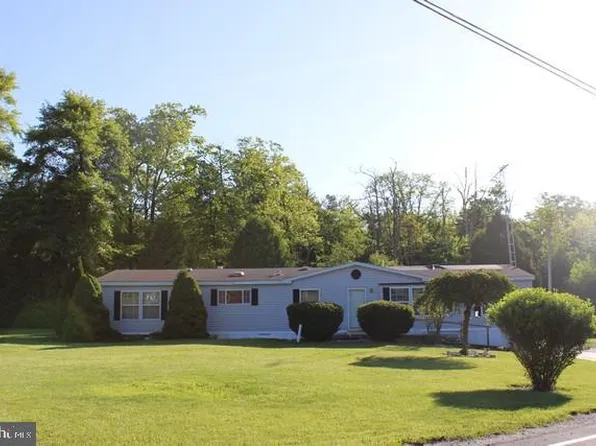 2827 Shippensburg Rd, Biglerville, PA 17307