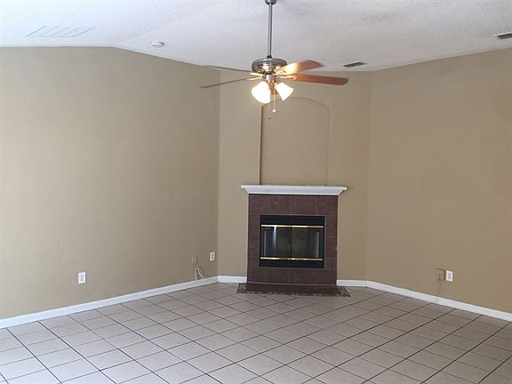 2nd image of 10949 River Falls Dr