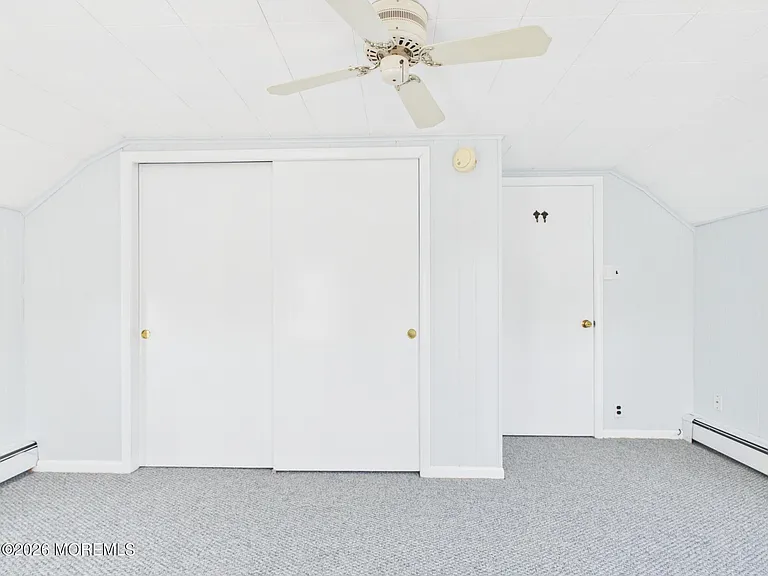 325 15th Ave — Photo 17