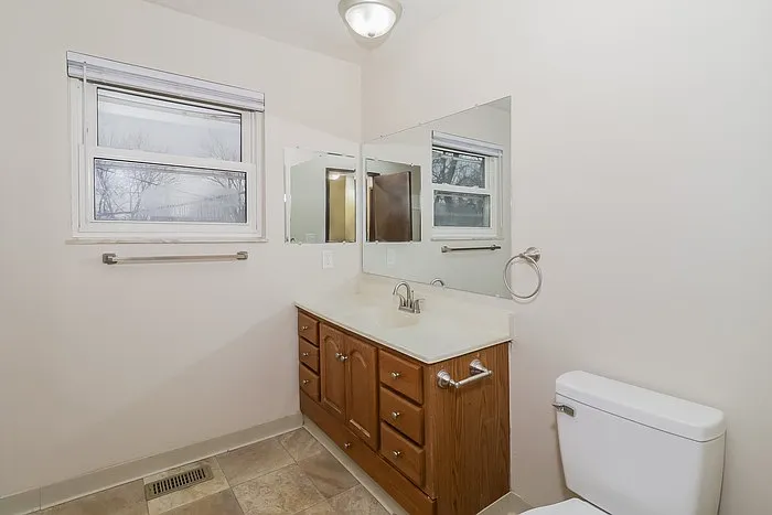 3504 Greenwood Dr — Photo 11