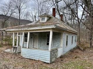 32 Lake Street, New Vineyard, ME 04956