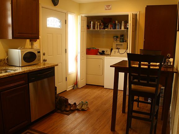 2nd image of 102 4th Ave