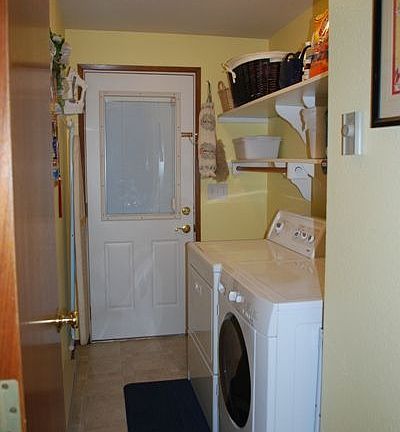 4th image of 1501 Canyon Ct