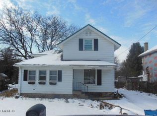 14050 S 42nd St, Fulton, MI 49052