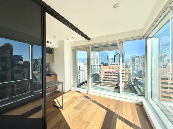 1277 Hornby St, Vancouver, BC