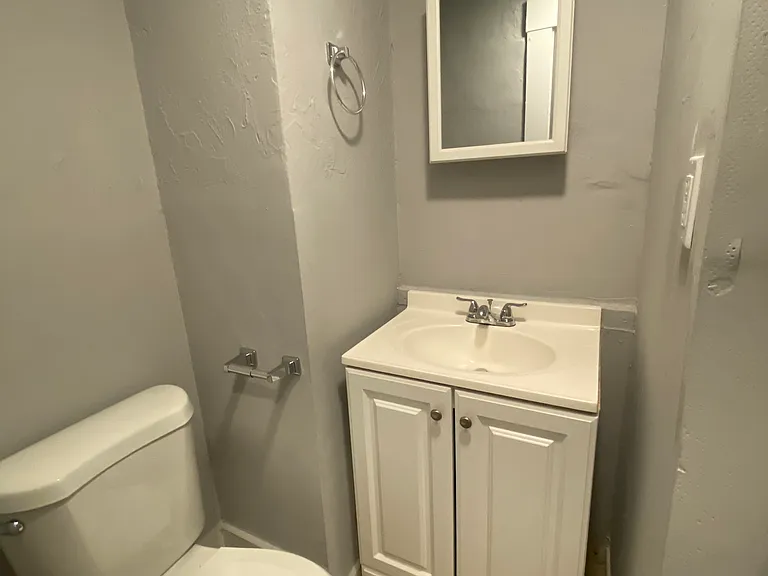 39 Birch St #2 — Photo 9