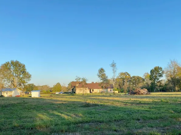 A 1 F 4 A Miller Rd, Prairieville, LA 70769