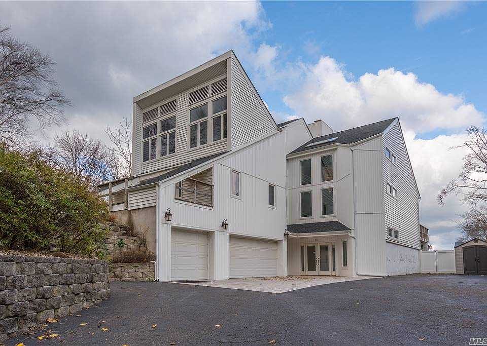 80 Hilltop Dr, Sound Beach, NY 11789 | Zillow