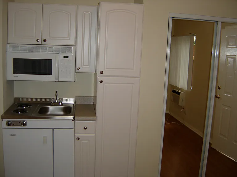 13755 Ventura Blvd #3 — Photo 14