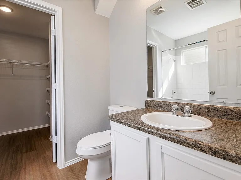 1715 Lost Maples Loop — Photo 15
