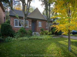 59 Parkview Hill Cres, Toronto, ON M4B 1R1