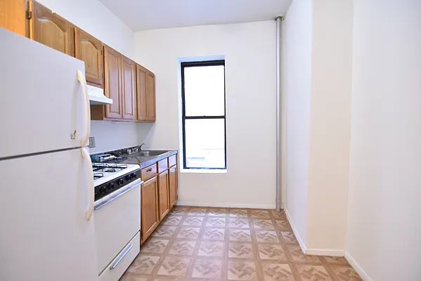 Rented by A P Realty Group NY LTD | media 26