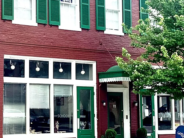 74 S Market St #74B — Photo 11