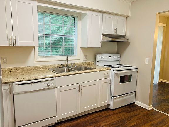 5th image of 1069 Laurel Ln NW #B