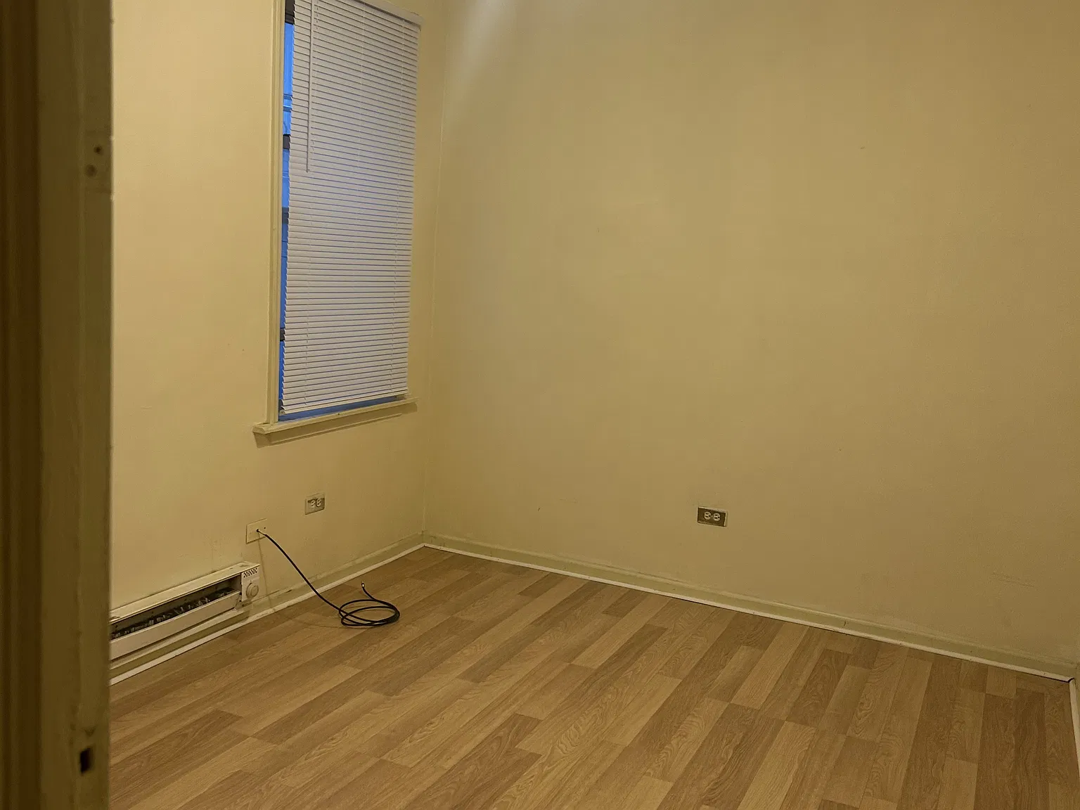 1 bed, 750 sqft, $995 — Photo 2