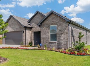 458 W Taverner Xing, Farmington, AR 72730