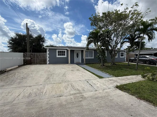 3240 NW 210th Ter, Miami Gardens, FL 33056