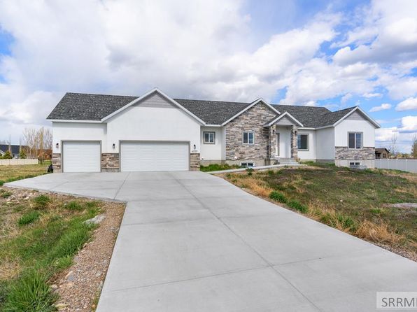 4029 Calloway Dr, Rigby, ID 83442