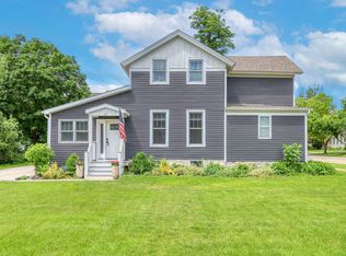 27 N Lincoln St, Batavia, IL