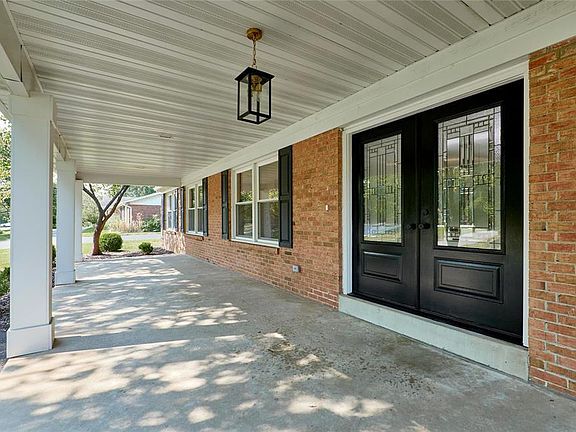 4th image of 1323 Brynnwood Dr