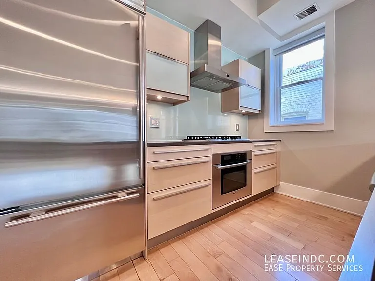 2619 Garfield St NW #4 — Photo 10