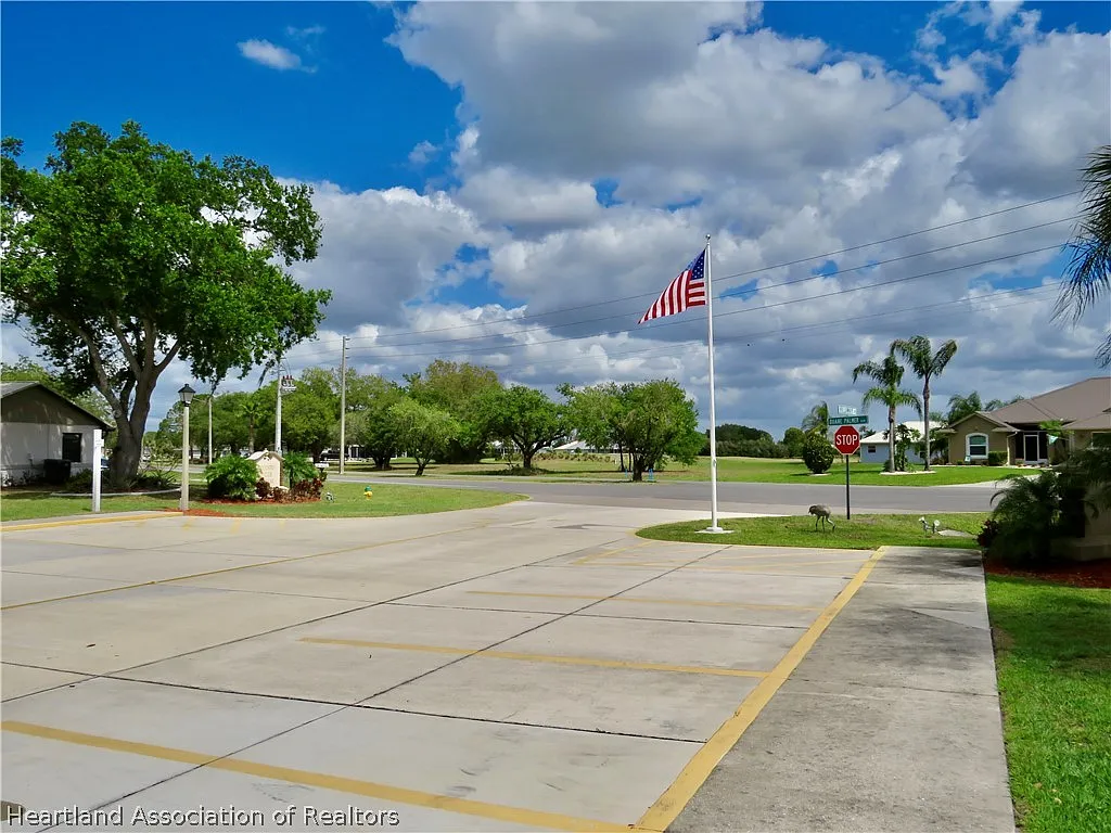 2 bed, 2.0 bath, 1080 sqft, $1,600 — Photo 3