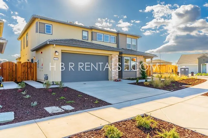 2752 Tribune St — Photo 1