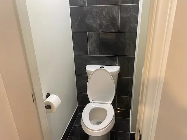 8946 S Wilton Pl — Photo 12