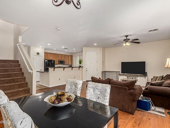 3rd image of 2840 E DUNBAR Drive