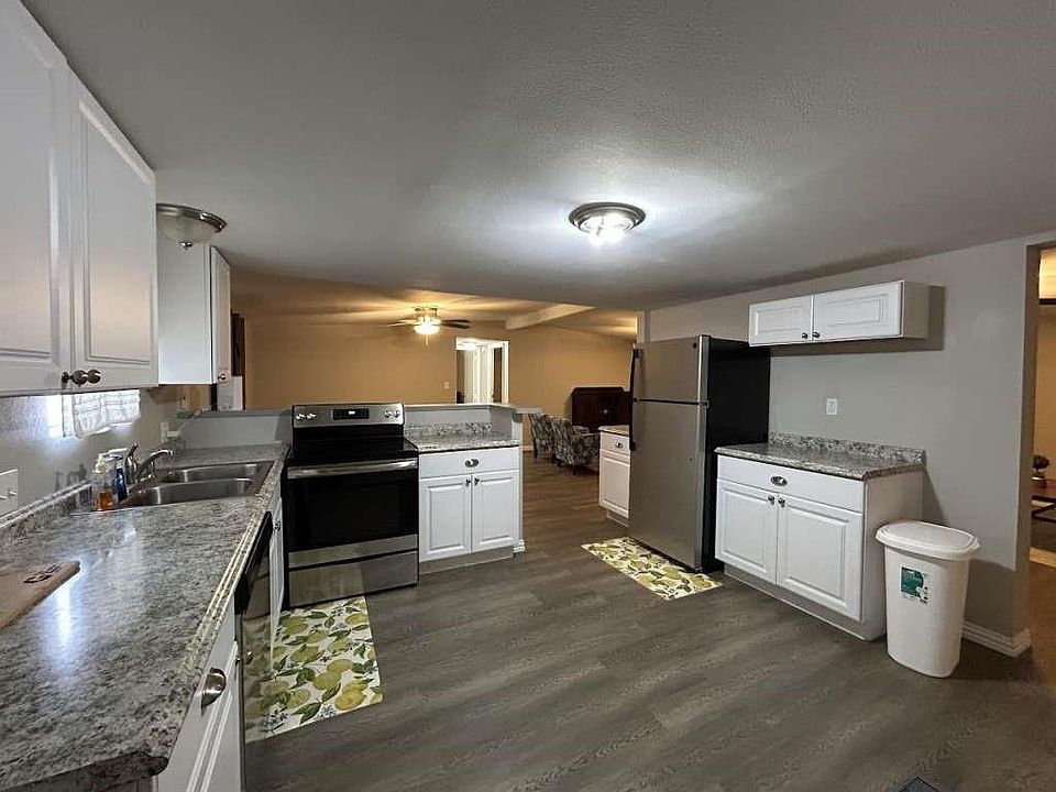 1st image of 6 Kathy Ln