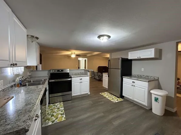 6 Kathy Ln, Huntsville, TX 77320