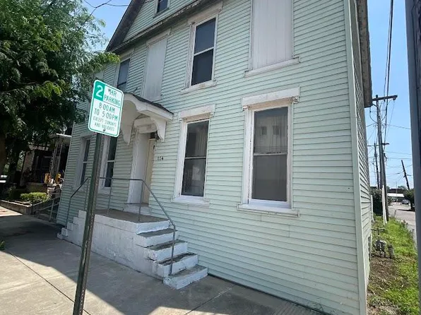 114 4th St, Logansport, IN 46947