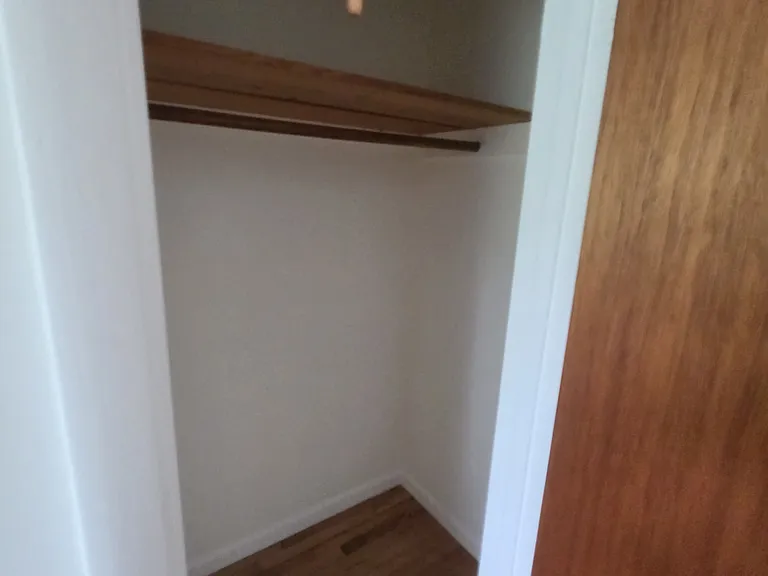 212 Brady Ln #B — Photo 3
