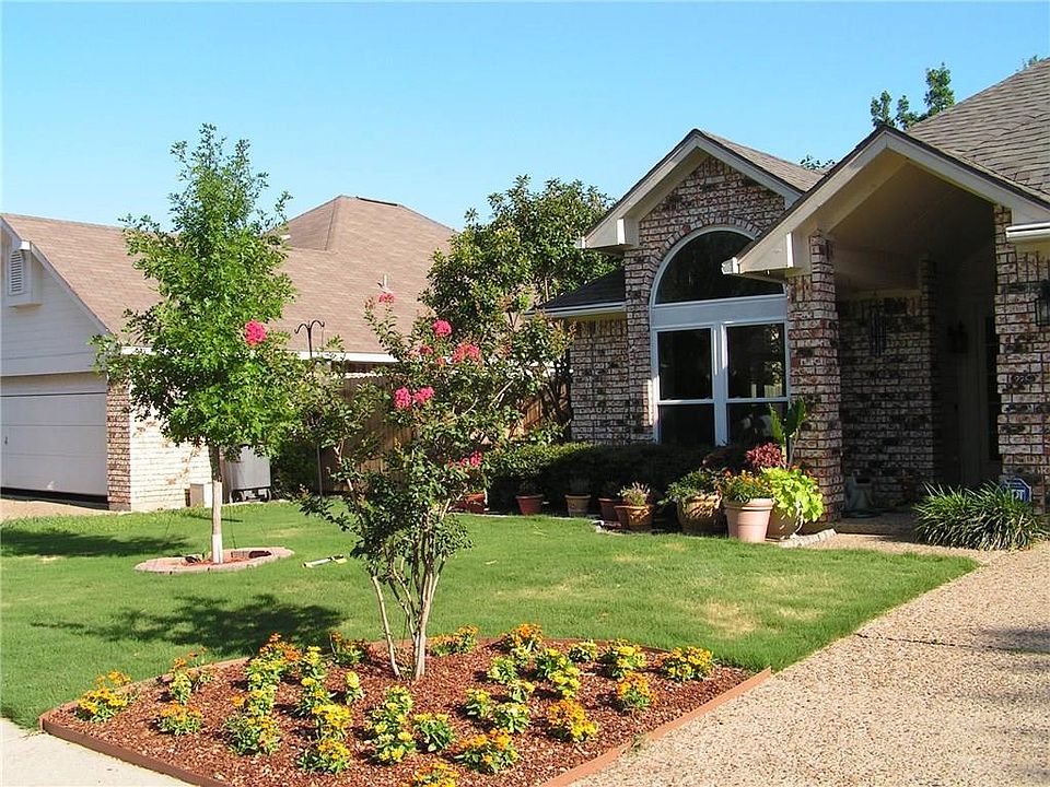 1st image of 6028 Hilltop Dr