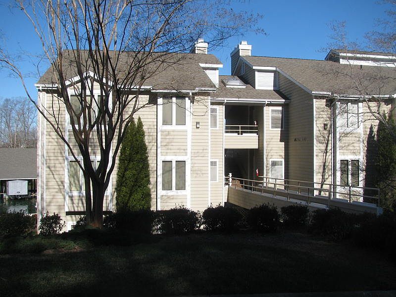 1st image of 410 Marina Bay Dr #103