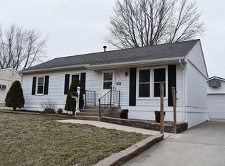 210 W Pearl St, Amboy, IL 61310
