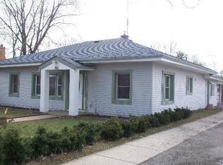 822 Ridge Ave, Mundelein, IL 60060