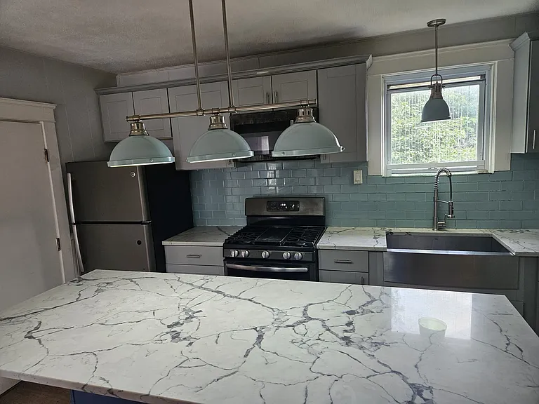 80 Terrace Ave #3 — Photo 12