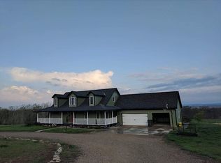 38812 W Boundary Rd, Wamego, KS 66547