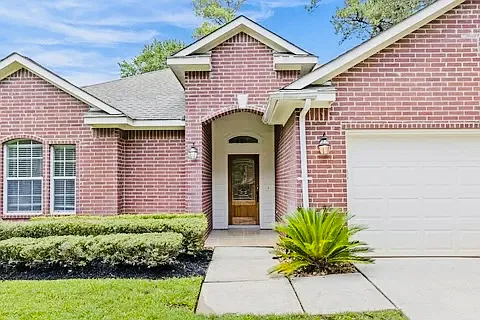 4 bed, 1915 sqft, $2,600 — Photo 2